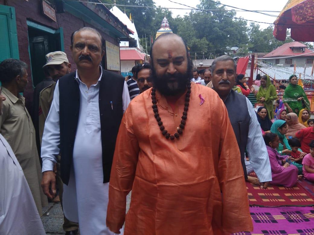 Amid volatile situation, Kashmiri Pandits celebrate Maha Shivratri with fervor